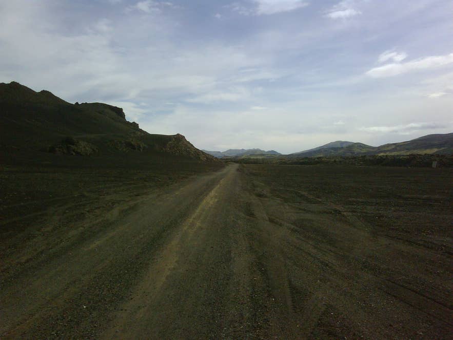 Gravel F225 Landmannaleið track with Hekla-area lava fields and hills, near the Nýjahraun lava field Gravel F225 Landmannaleið track with Hekla-area lava fields and hills, near the Nýjahraun lava field