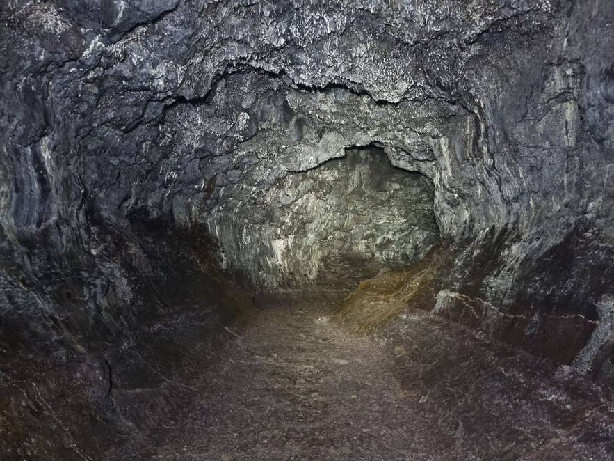 Main passage of Borgarhellir lava cave in Gullborgarhraun, West Iceland
