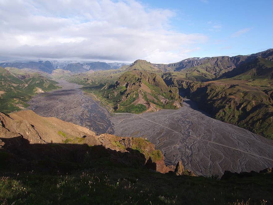 Þórsmörk and Langidalur seen from the summit of Valahnúkur, the viewpoint above Snorraríki cave