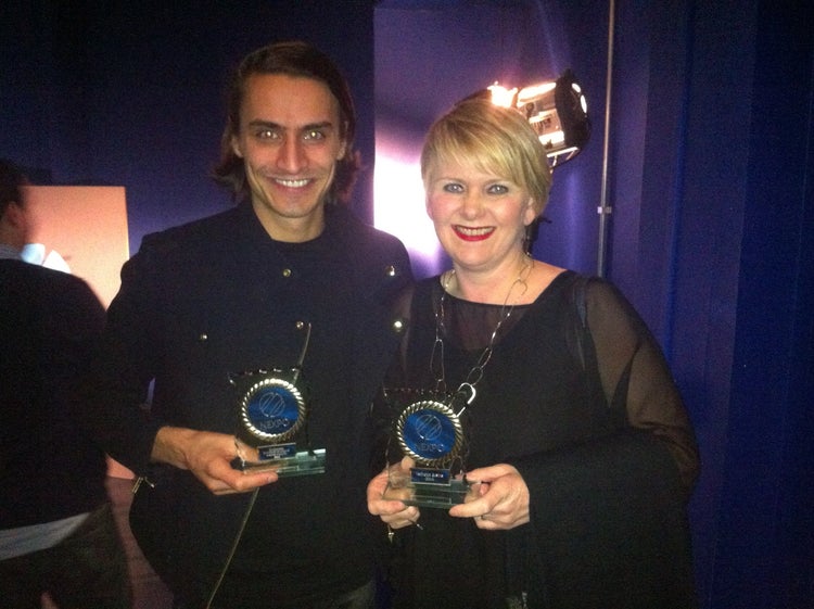 Elmar with the Minister of industry and commerce of Iceland receiving the prize for most influential company on social media 2014