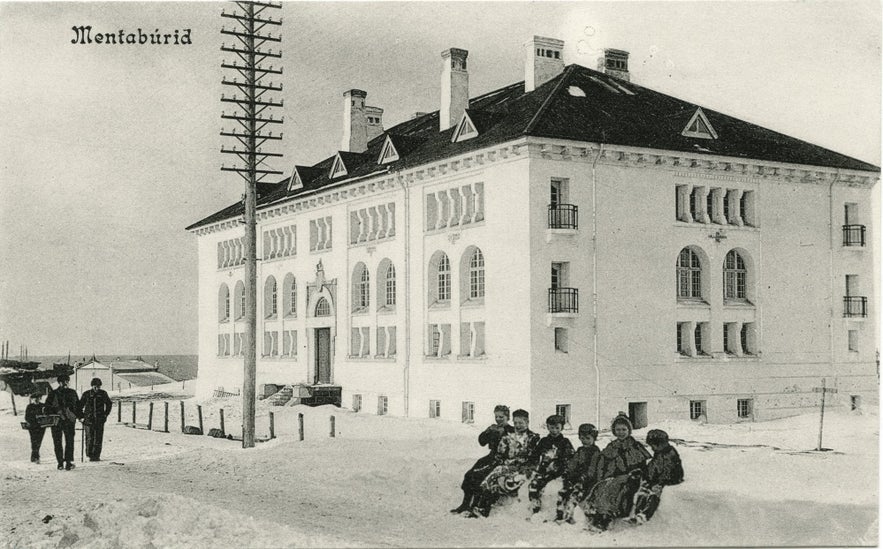 La Casa de las Colecciones se construy&oacute; entre 1906 y 1908