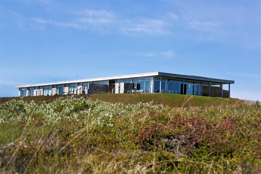 360 Hotel near Selfoss Town, a modern countryside retreat in South Iceland with panoramic views and geothermal spa access.