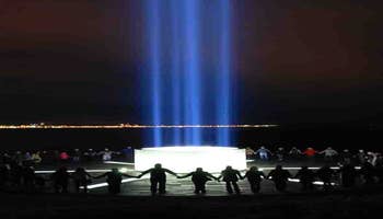 Evening Tour of the Imagine Peace Tower from Reykjavik