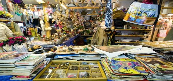 Kolaportið - Island Flohmarkt und unsere Wurst - Bæjarins Beztu