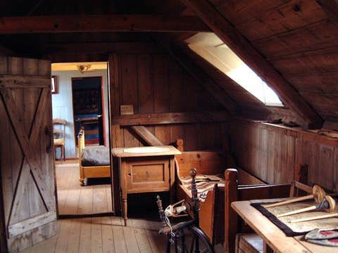 Экскурсия к водопаду Годафосс и в торфяной дом из Акюрейри (для круизных пассажиров)