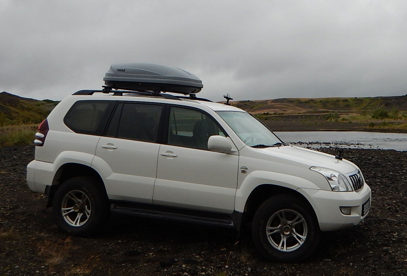 Swap a sightseeing coach for a Land Cruiser, allowing for a more personalised and intimate tour.