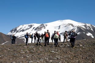 A group of people getting ready to hike mount Snæfell