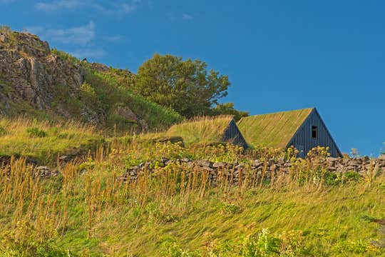 Private 10-Hour Sightseeing Tour of Borgarfjordur and Langjokull with Transfer from Reykjavik