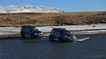 De Sightseeingtour per Super Jeep naar de Streiti-kust brengt je naar regio's die voor gewone voertuigen ontoegankelijk zijn.