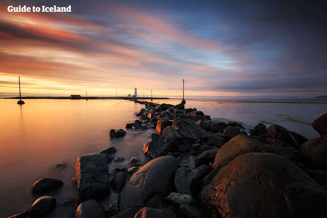 At low tide you can walk to the lighthouse in Grótta in Reykjavík city