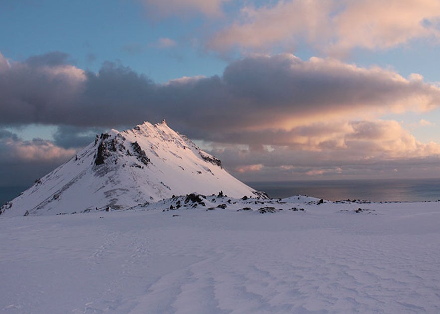 A mini expedition on Snæfellsjökull Glacier