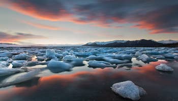 Private 2 Day Tour of Iceland's South Coast & Jokulsarlon Glacial Lagoon