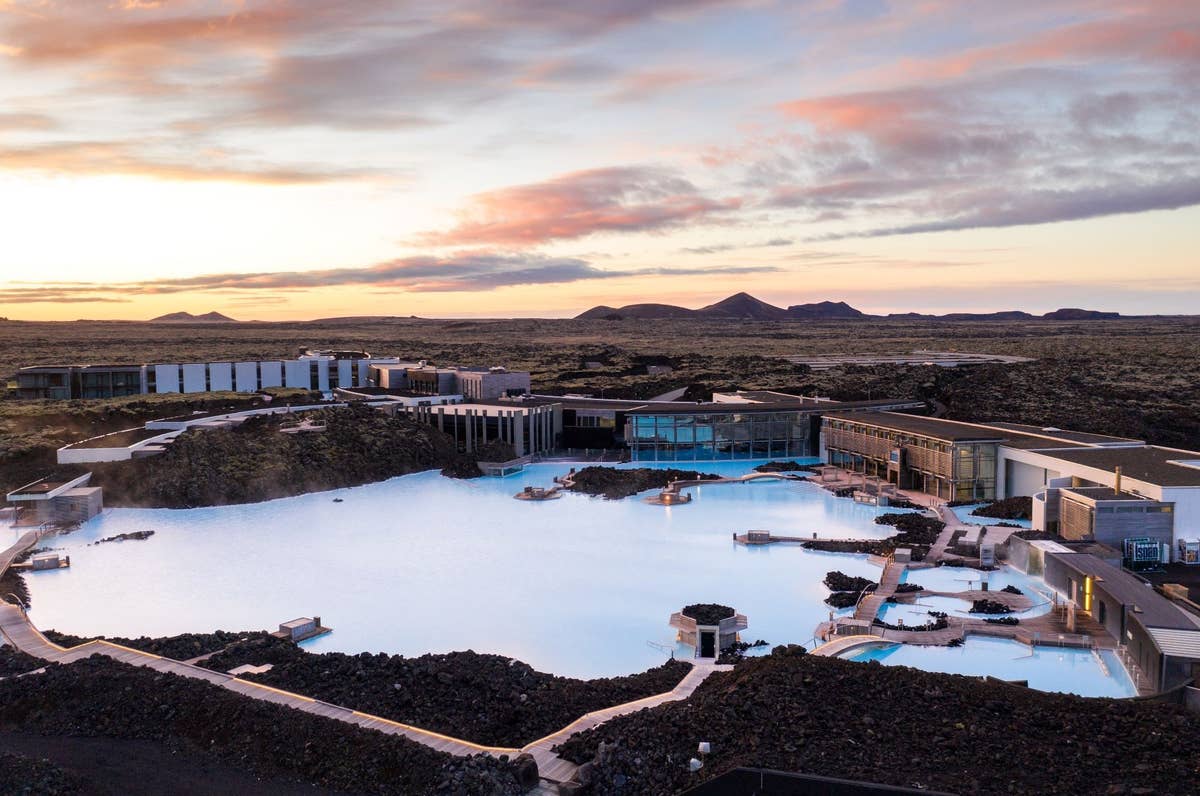 Reykjanes Geopark Travel Guide | Guide to Iceland