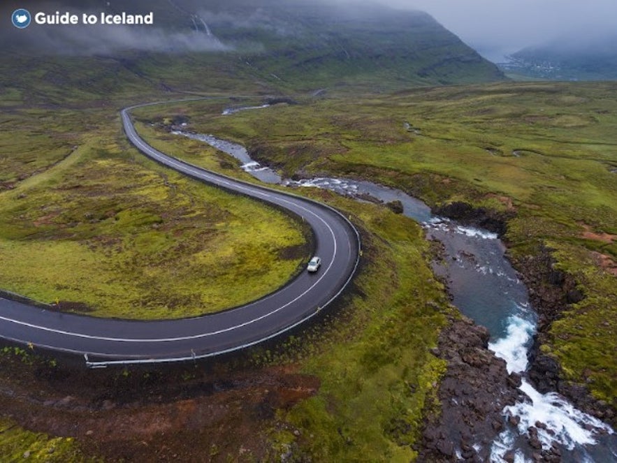 The road leading to the town of Seydisfjordur.