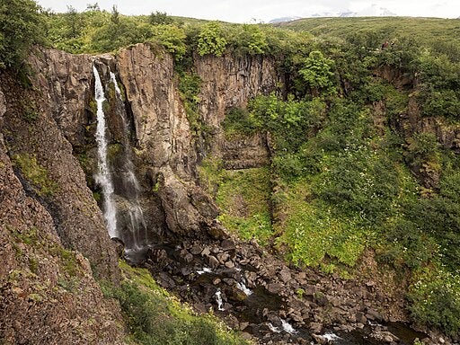 The Hundafoss waterfall, photographed from the west bank of the gorge.