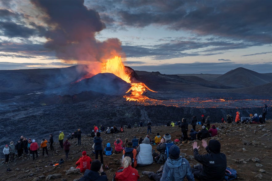 Nel 2021, le persone potevano assistere a un'autentica eruzione vulcanica in Islanda