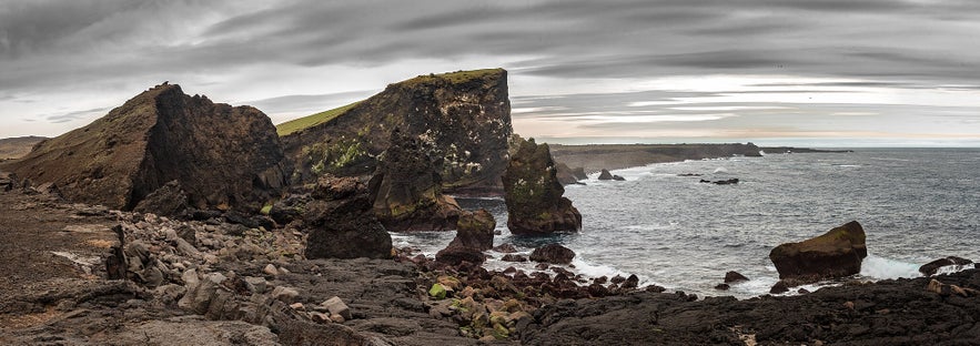 Valahnukamol boulder beach in Southwest Iceland.