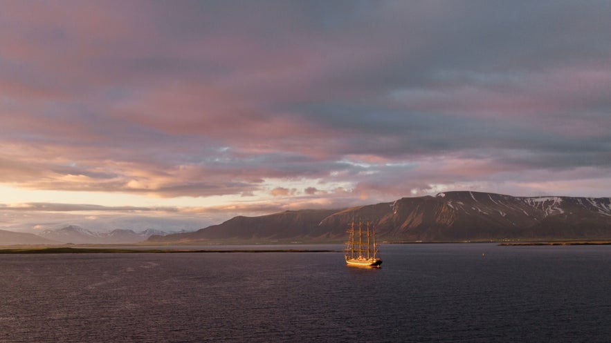 Mitternachtssonne in Reykjavik