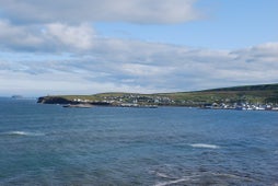 The Husavik coastline and the Husavikurhofdi peninsula.