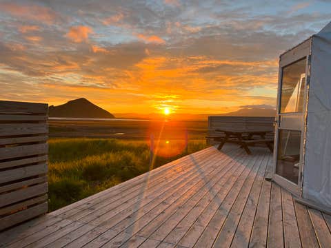 Eyja Mork Glamping Dome