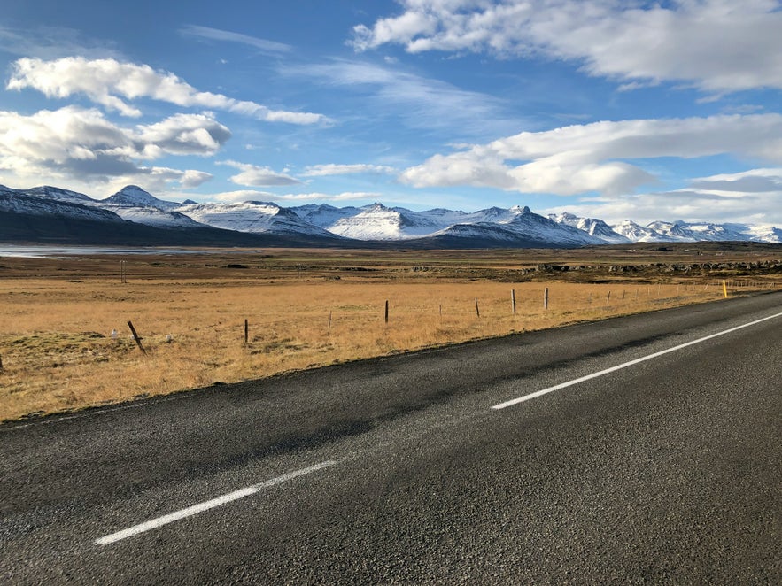 The views of the road to Meleyri are beautiful