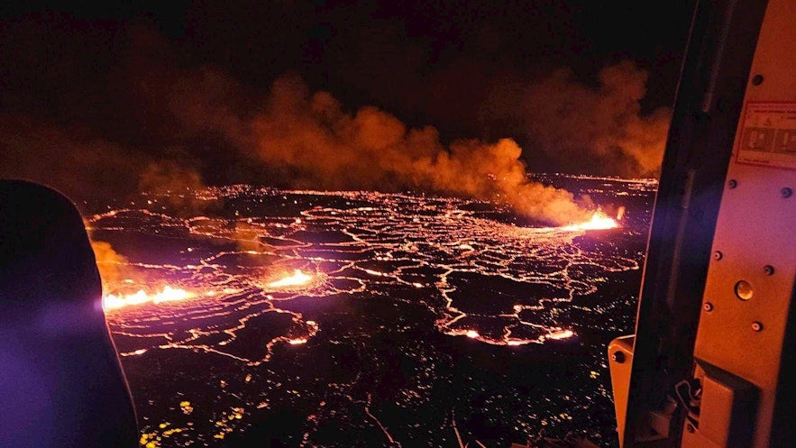 A view of the 2023 Sundhnukagigar eruption from a helicopter