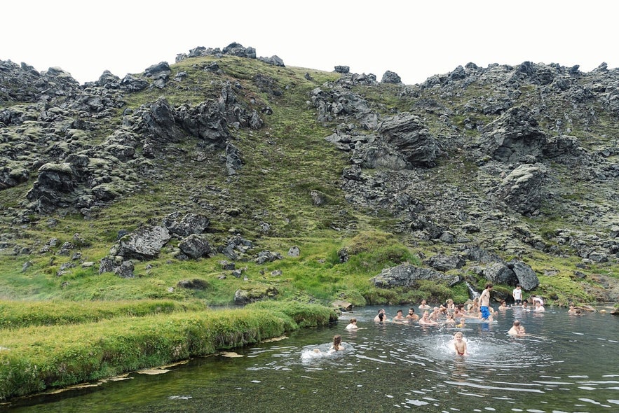 冰岛内陆高地兰德曼纳劳卡天然野温泉