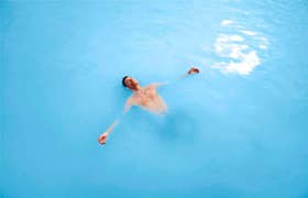 Transfer from Keflavik Airport to Reykjavik City with a Stop at the Blue Lagoon
