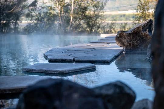 Thrilling 5-Hour Evening Forest Lagoon and Northern Lights Hunting Tour from Akureyri