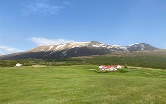 The Litla-Sandfell Guesthouse is located within a peaceful valley