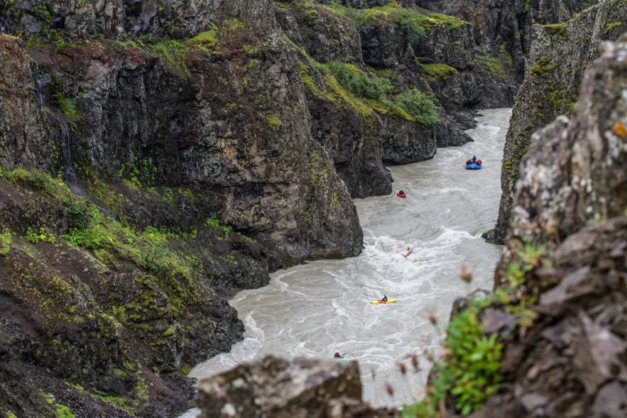 RiverRaftingInIceland