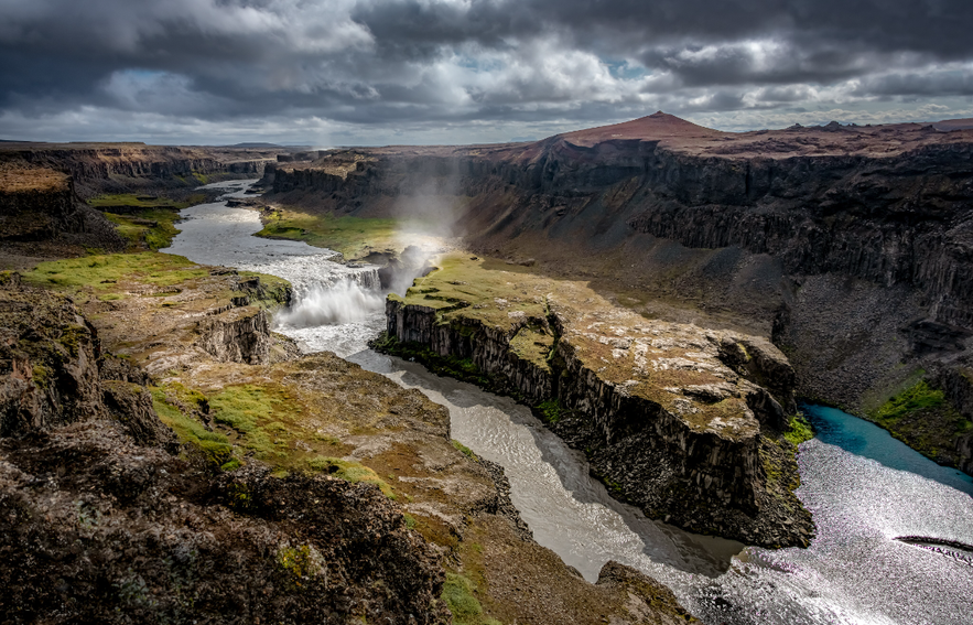 Jokulsargljufur river canyon with Hafragilsfoss waterfall.