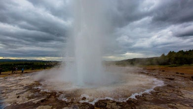 10 Hour Super Jeep Glacier Tour at Langjokull with the Golden Circle & Transfer from Reykjavik