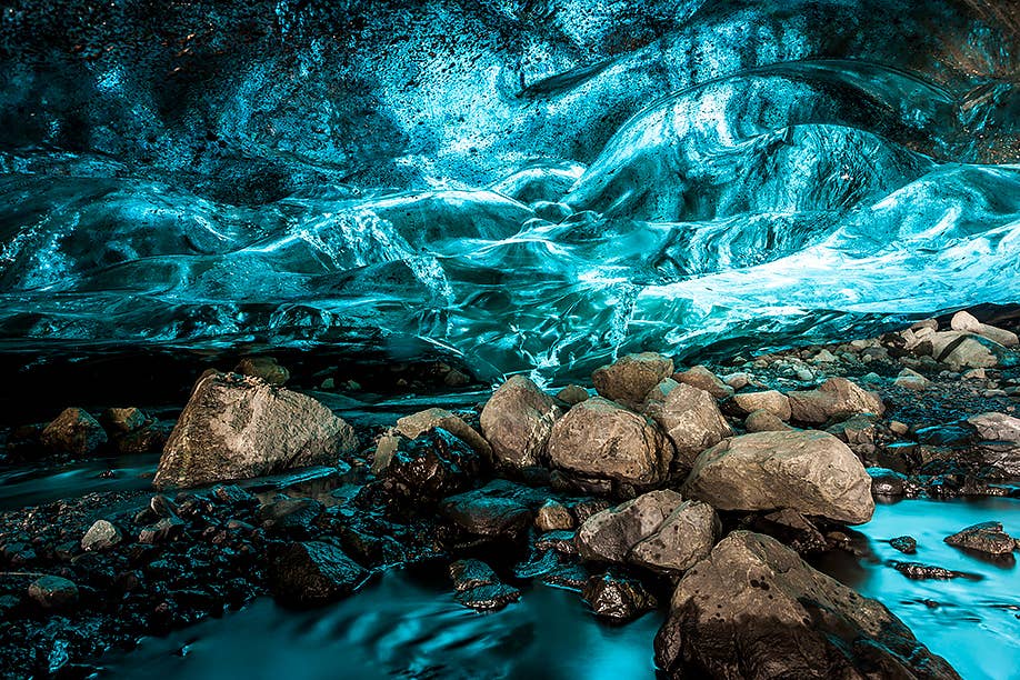 Chasing the Light in Iceland - photography film | Guide to Iceland