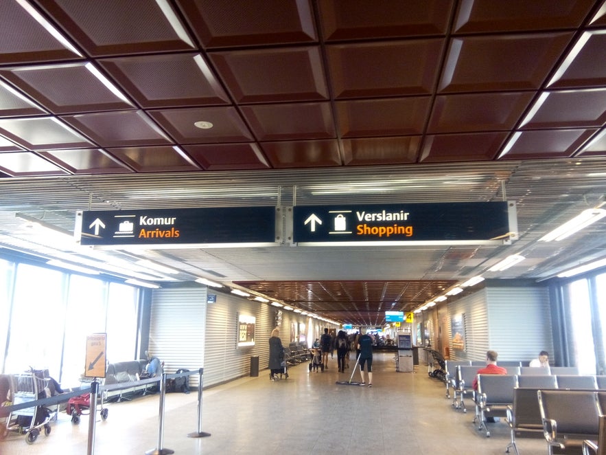 keflavik aeroport
