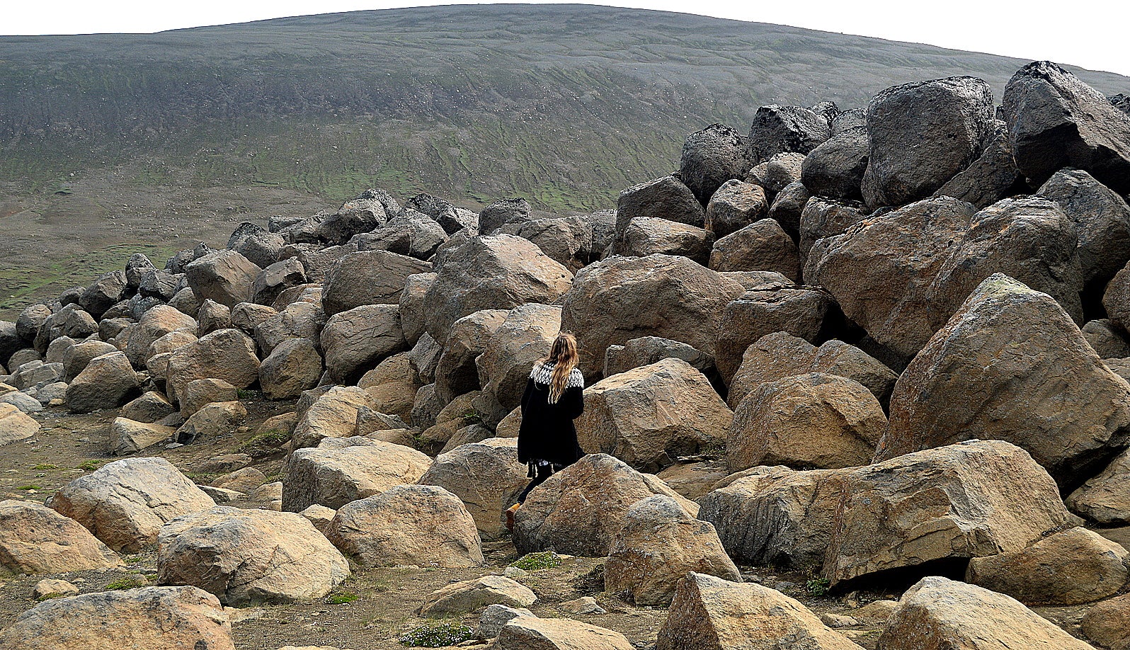 Skessugarður - the Rampart of the two Giantesses in East Iceland - Icelandic Folklore
