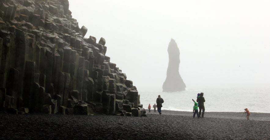 Reynisfjara and the oldest swimming pool 