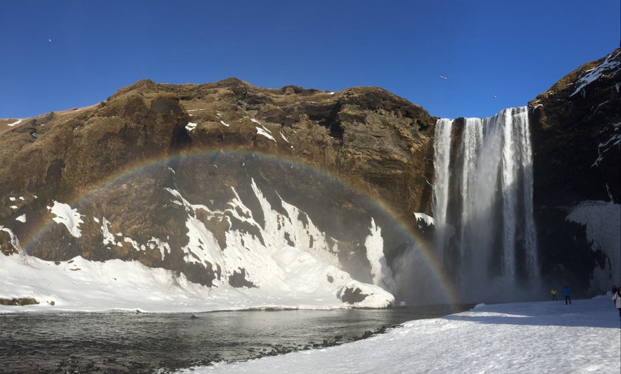 Completo fin de semana incluyendo una visita a la cueva de hielo