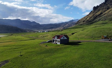 Raudafell Guesthouse