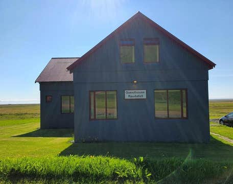 Raudafell Guesthouse