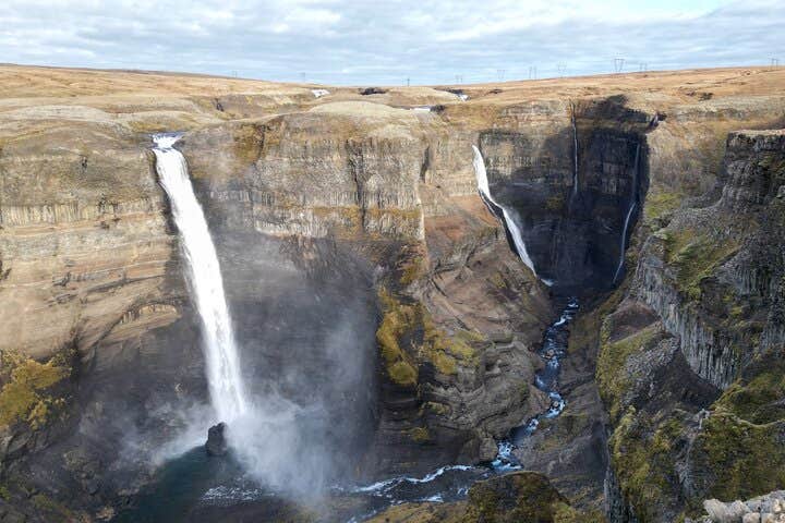 Exciting 3-Hour Helicopter Tour of Iceland's Iconic Landmarks with Geothermal Bath