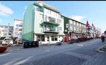 Saga Apartments