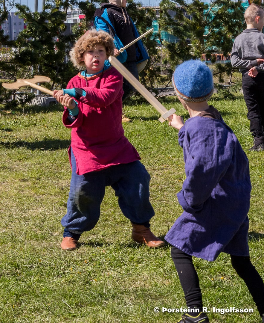 Vikings Descend Upon Hafnarfjörður - Viking Festival 2016