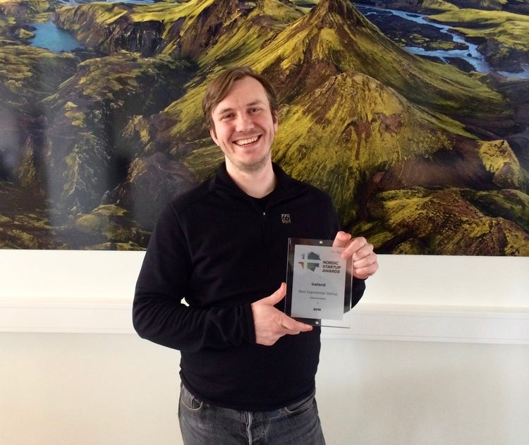 Siggi our CTO winning the Nordic startup awards