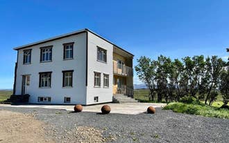 Sydri-Thvera Guesthouse
