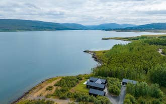 Svart Lodge