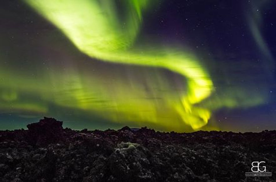 Northern lights at peturskirkja
