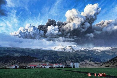Eruption volcanique et egoisme.