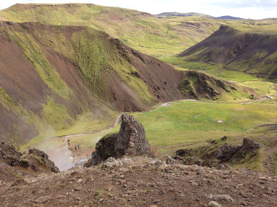 The view over Reykjadalur valley