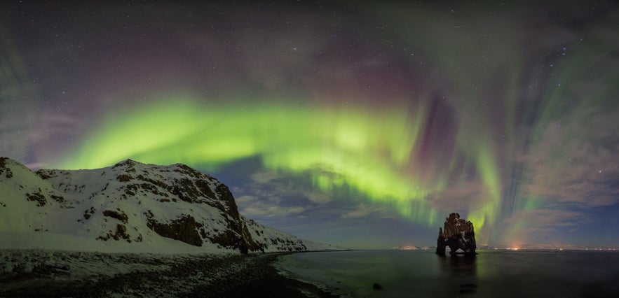 Hvítserkur sea stack with Northern Lights above